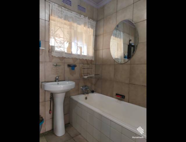 3 BEDROOM HOUSE FOR SALE IN SASOLBURG EXT 12